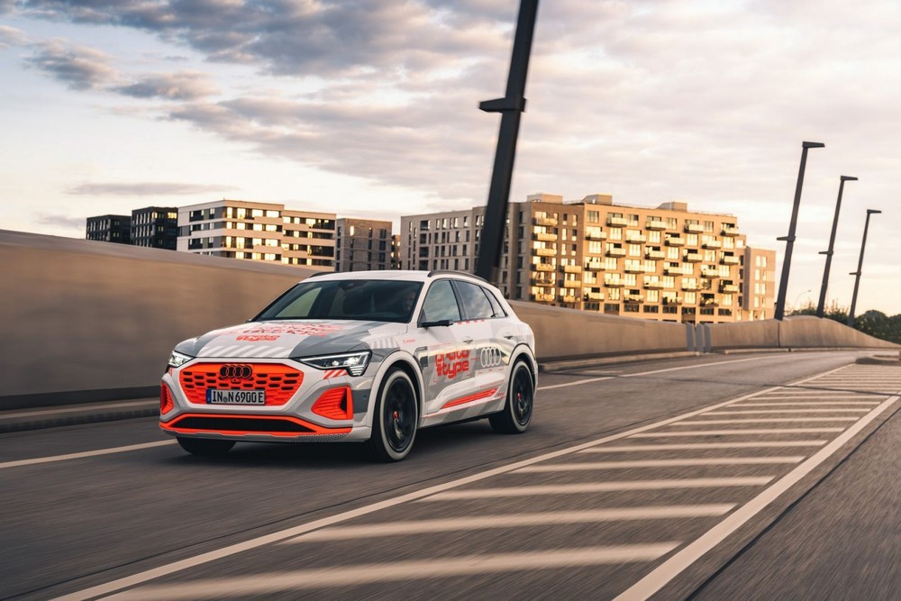 Audi E-Tron phiên bản nâng cấp được giới thiệu bản xem trước