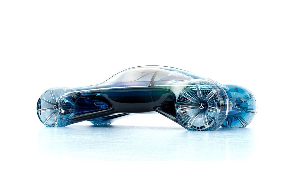 Mercedes-Benz thiết kế chiếc xe ảo đầu tiên cho Liên minh huyền thoại