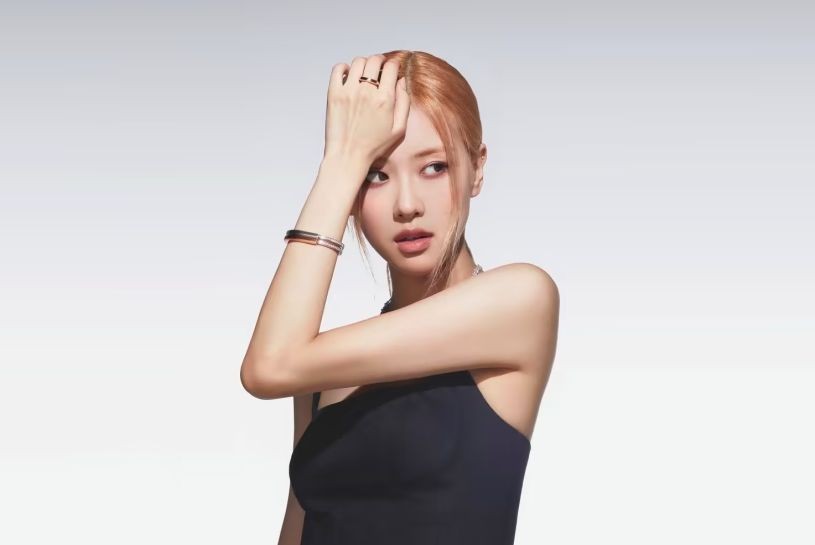 Đại sứ thương hiệu Rosé trong chiến dịch quảng cáo Tiffany Lock