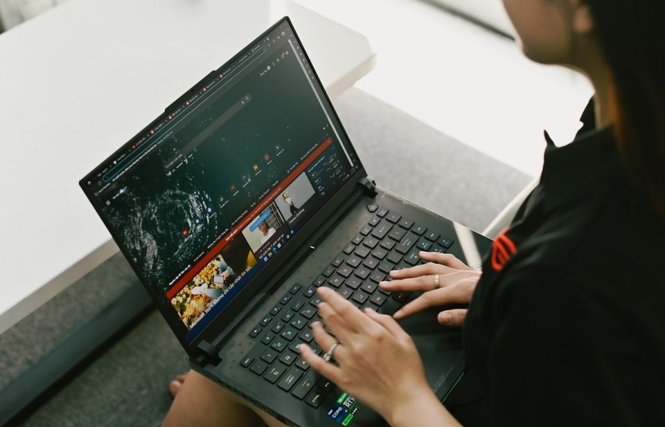 Tại Việt Nam laptop mạnh nhất với giá 125 triệu đã được ra mắt