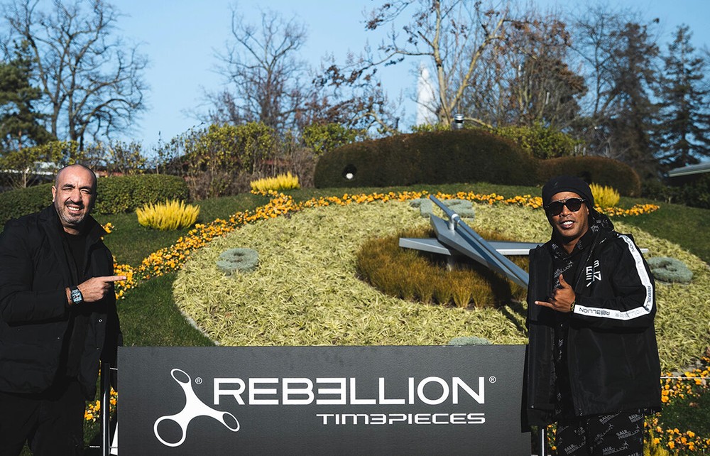 Cầu thủ bóng đá Ronaldinho đại sứ Rebellion Timepieces cho dự án mới