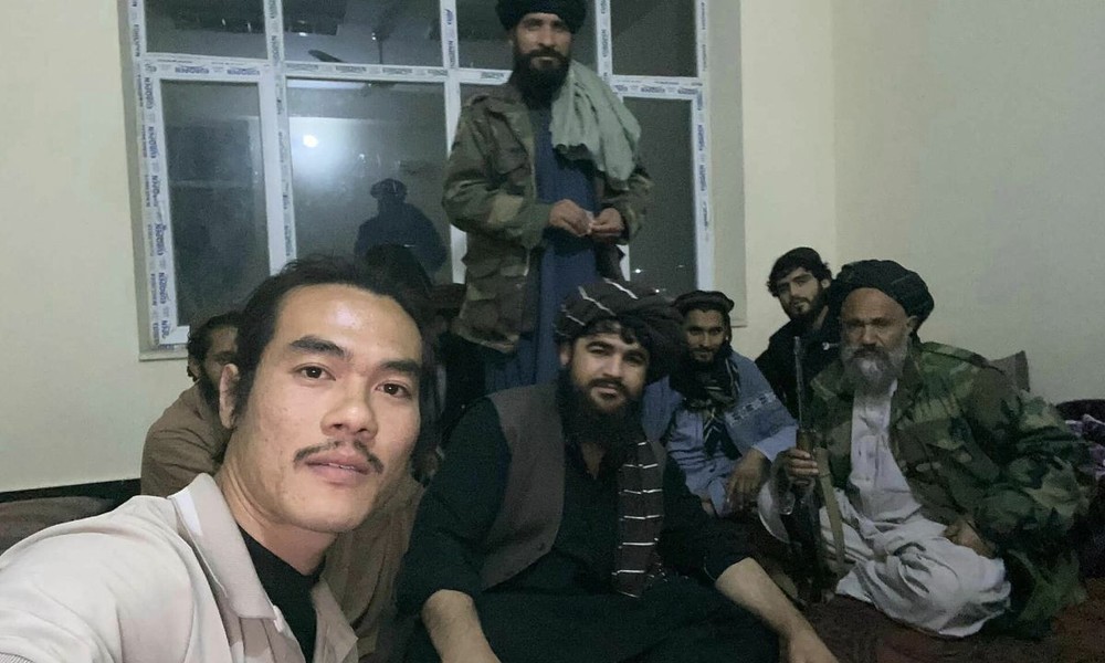 24 giờ khách Việt bị lính Taliban giữ ở Afghanistan