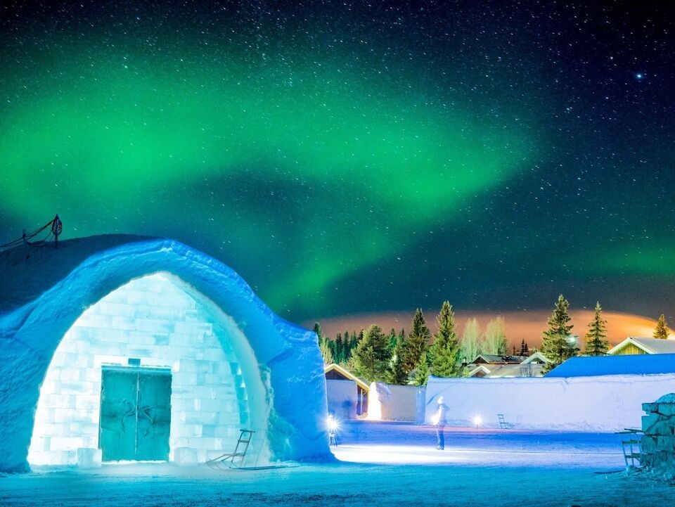 Icehotel 33 – Khách sạn làm từ 500 tấn băng