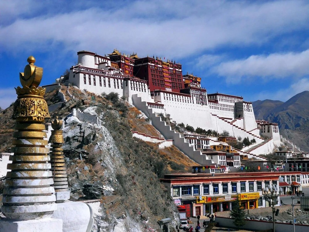 Nét đặc trưng của Phật giáo Tây Tạng đặc sắc tại cung điện Potala