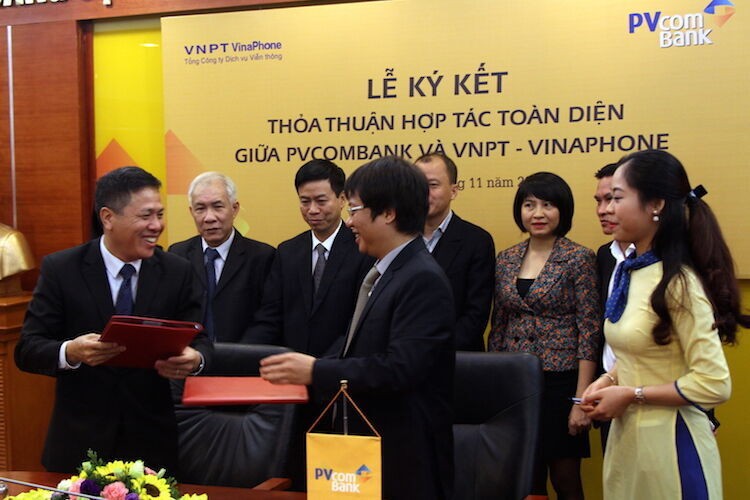 PVcombank hợp tác cung cấp tài chính cho VNPT