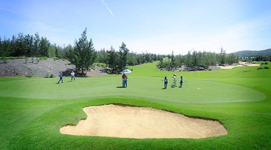 FLC Faros mua 40% cổ phần sân golf Biscom