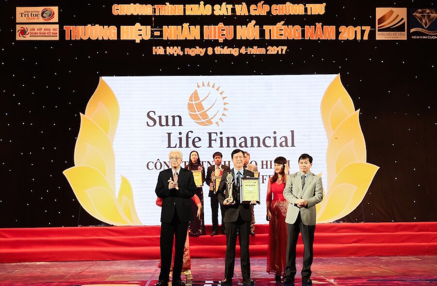 Sun Life Việt Nam vào Top 10 Thương hiệu – Nhãn hiệu nổi tiếng 2017
