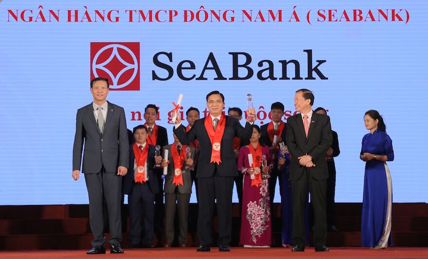 SeABank nhận giải thưởng “Thương hiệu mạnh Việt Nam 2016"
