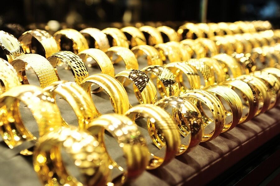 Giá vàng tiếp tục lao dốc giảm 270.000 đồng/lượng