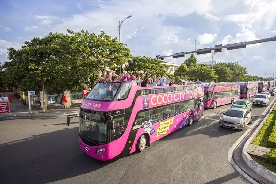 Những hình ảnh thú vị của xe buýt Coco City tour tại Đà Nẵng