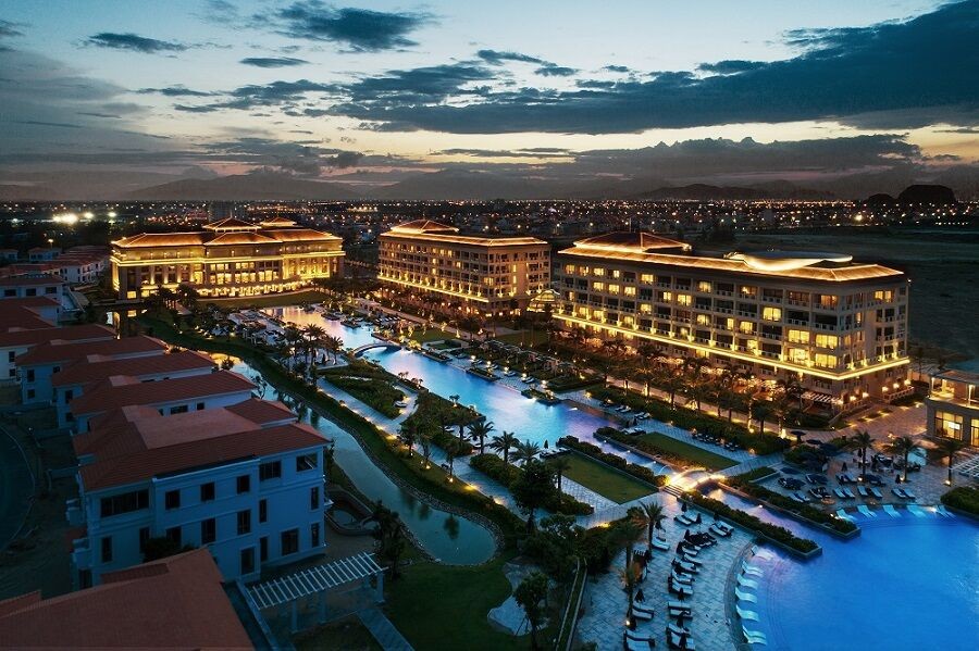 Sheraton Grand Đà Nẵng nhận giải thưởng World Luxury Hotel Awards 2020