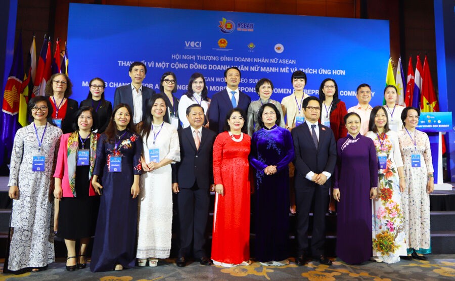 Hội nghị Thượng đỉnh Doanh nhân nữ ASEAN: Chủ động thay đổi để thích ứng