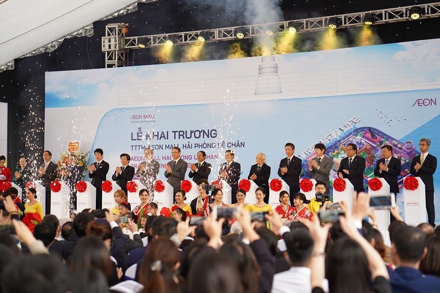 TTTM AEON MALL thứ 6 tại Việt Nam chính thức khai trương