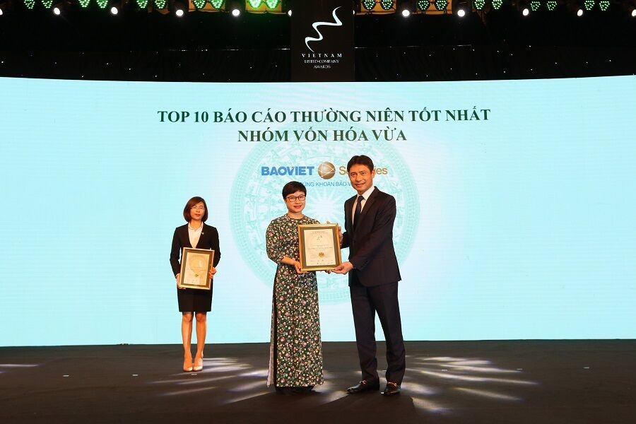 Chứng khoán Bảo Việt được vinh danh Top 10 nhóm vốn hóa vừa