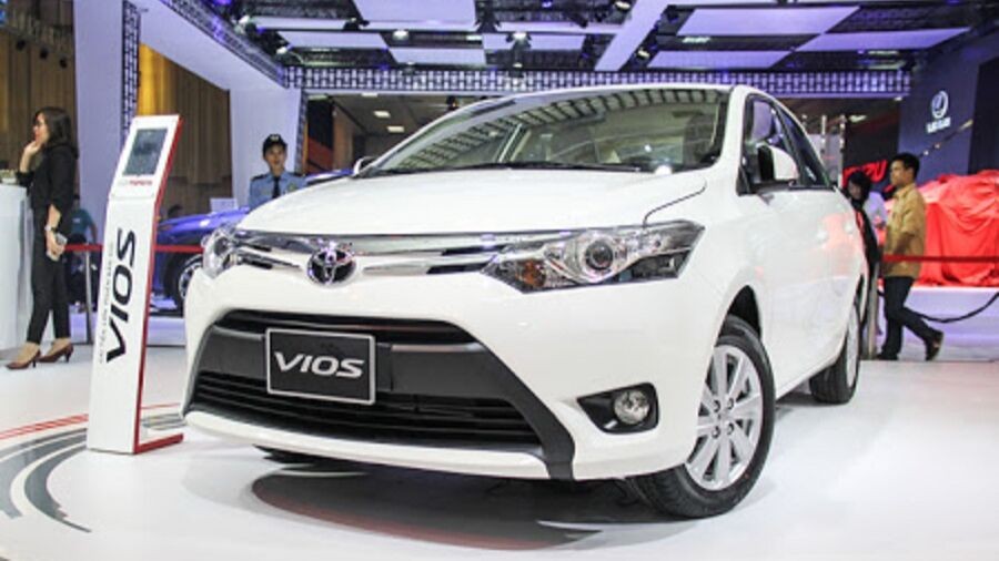 Doanh số xe Toyota bán ra giảm 48% trong tháng 1/2020