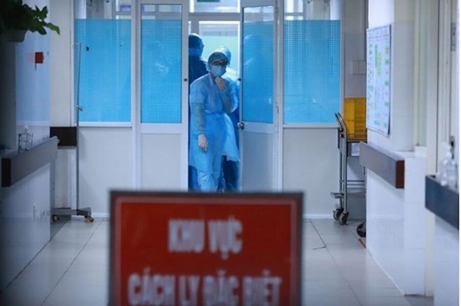 Việt Nam ghi nhận thêm 4 ca dương tính với SARS-CoV-2, có 2 người ở Hà Nội