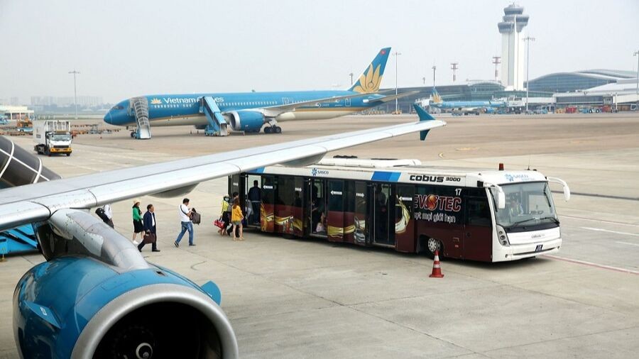 Khu cách ly sân bay Tân Sơn Nhất đang quá tải