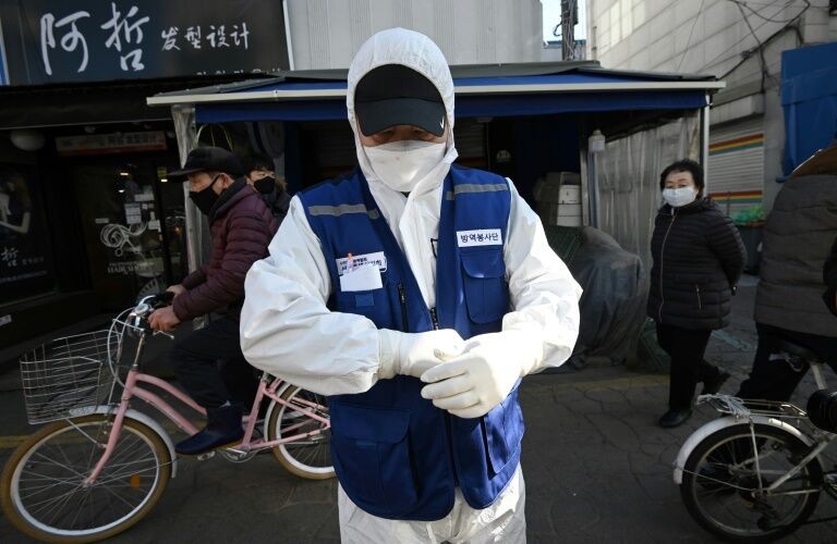 Covid-19: Số ca nhiễm tại Trung Quốc, Hàn Quốc đều có dấu hiệu giảm dần