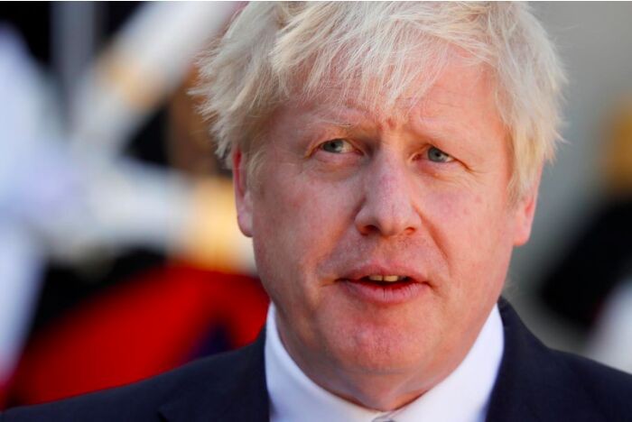 Thủ tướng Anh đã ‘ổn định hơn’ trong khu chăm sóc đặc biệt
