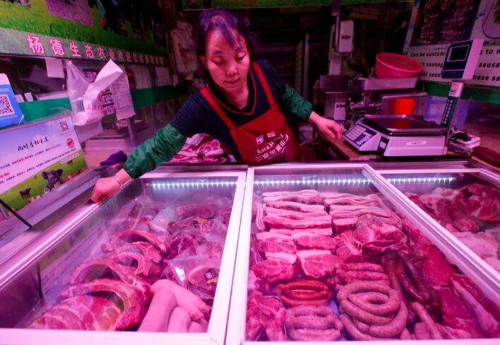 Chỉ trong 1 tháng, thịt lợn nhập khẩu của Trung Quốc chạm ngưỡng tăng kỷ lục