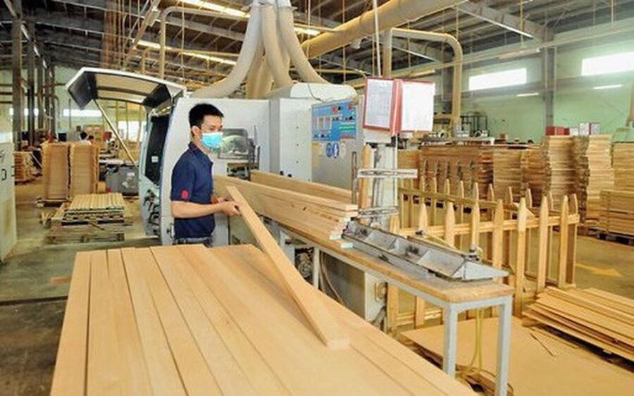 Mỹ điều tra chống lẩn tránh thuế với gỗ dán từ Việt Nam
