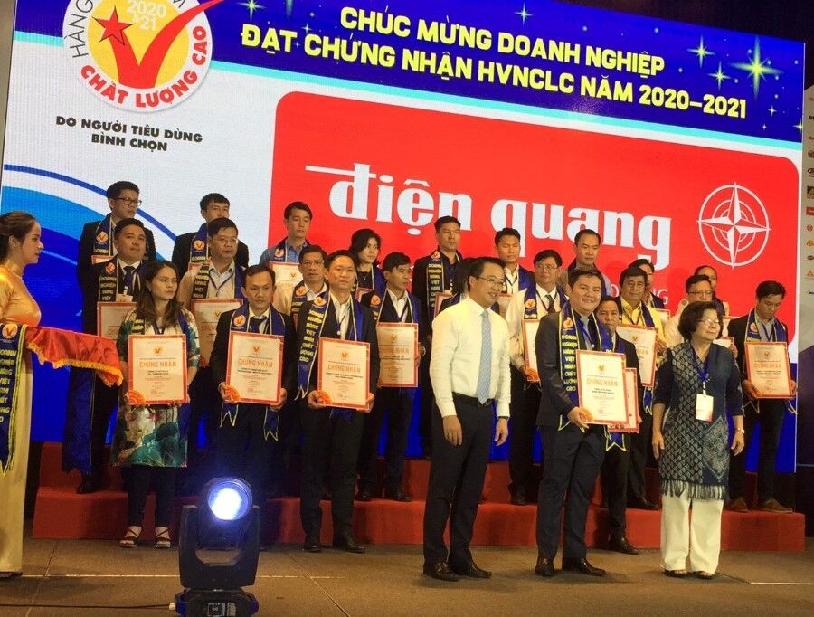 Điện Quang: 24 năm liên tục nhận danh hiệu Hàng Việt Nam chất lượng cao