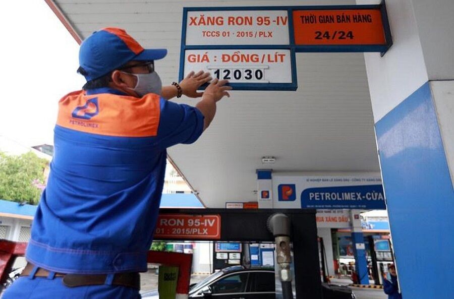 Ngày mai giá xăng dầu tăng hay giảm?