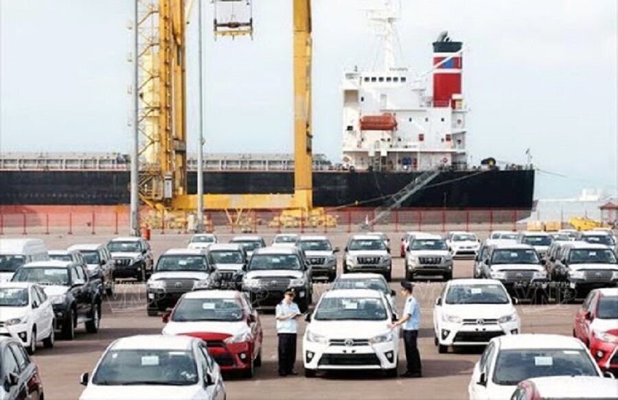 Tháng 8, số lượng ô tô nhập khẩu 8 tăng 68% so với tháng 7