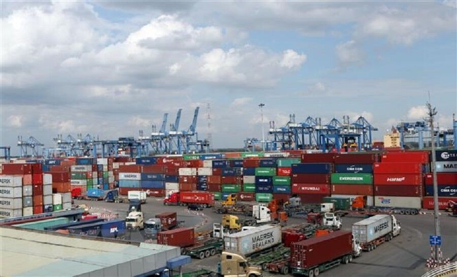 Phó Thủ tướng yêu cầu xử lý tình trạng tăng giá thuê tàu và container