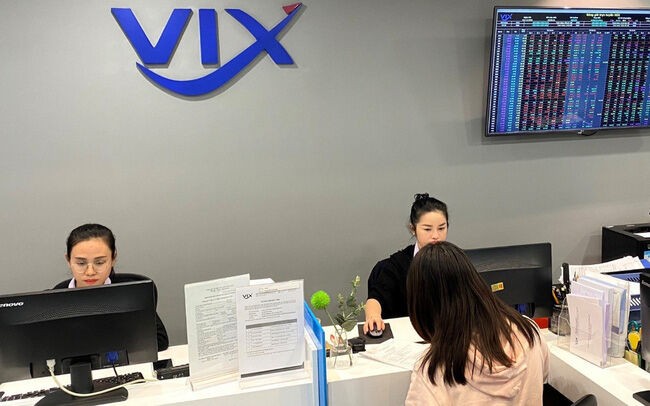 Chứng khoán VIX bán xong 200 tỷ đồng trái phiếu lãi suất 8%