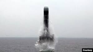 Triều Tiên tuyên bố phóng thử thành công tên lửa đạn đạo từ tàu ngầm