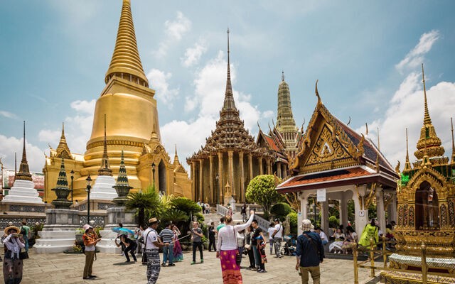 Thái Lan quyết tâm mở cửa du lịch dù tỷ lệ tiêm chủng đầy đủ chỉ đạt 50% dân số