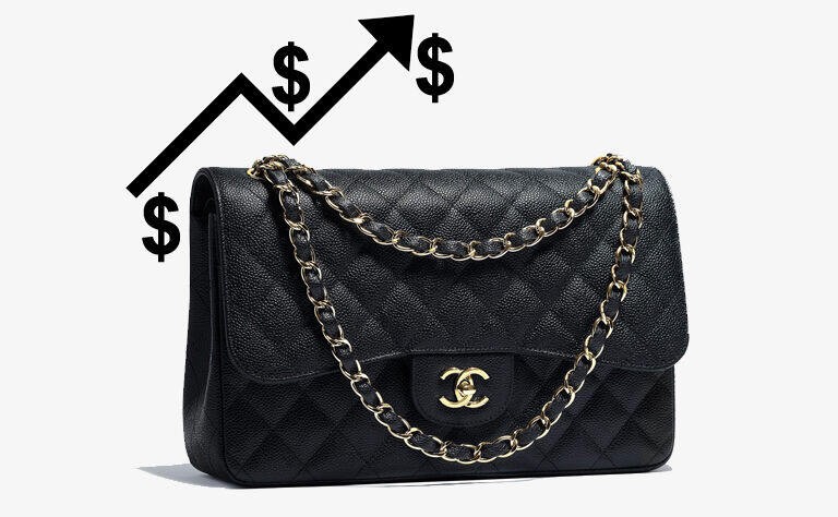 Nhiều mẫu túi biểu tượng của Chanel tăng giá trước thềm Giáng sinh