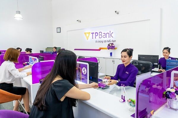 Nhóm cổ đông SoftBank chi khoảng 1.000 tỷ đồng mua 24,1 triệu cổ phiếu TPB
