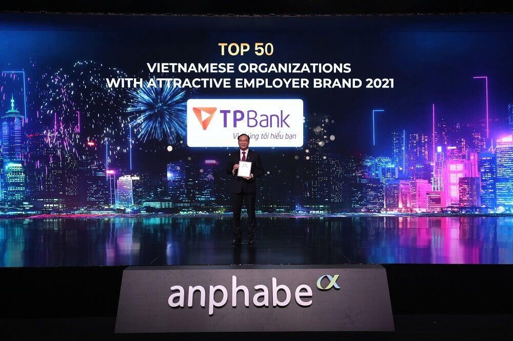 TPBank lần đầu tiên vinh dự có mặt trong Top 3 nơi làm việc tốt nhất ngành Ngân hàng.