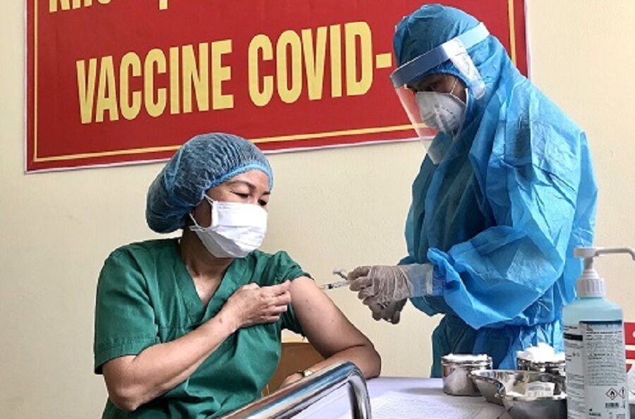 Hơn 48.200 người đã tiêm vắc xin COVID-19