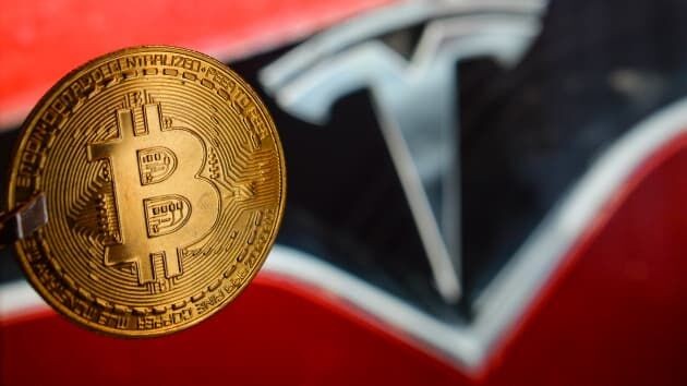 Tesla "nuốt lời hứa", ngừng chấp nhận bitcoin cho các giao dịch mua xe điện