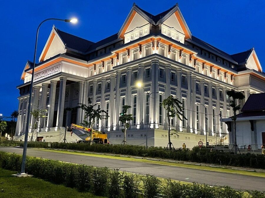 Tòa nhà Quốc hội Lào, biểu tượng của mối quan hệ Việt Nam - Lào