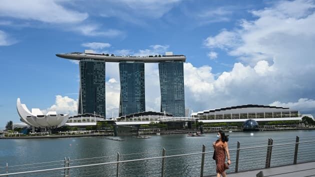 Singapore triển khai các mũi vaccine thứ ba cho người dân