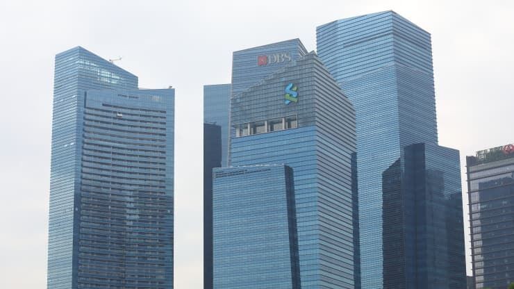 Standard Chartered tham gia thoả thuận ra mắt ngân hàng kỹ thuật số tại Singapore