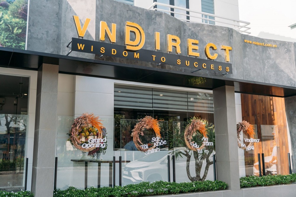 VNDirect (VND) báo lãi kỷ lục gần 2.200 tỷ đồng năm 2021, vượt 36% kế hoạch