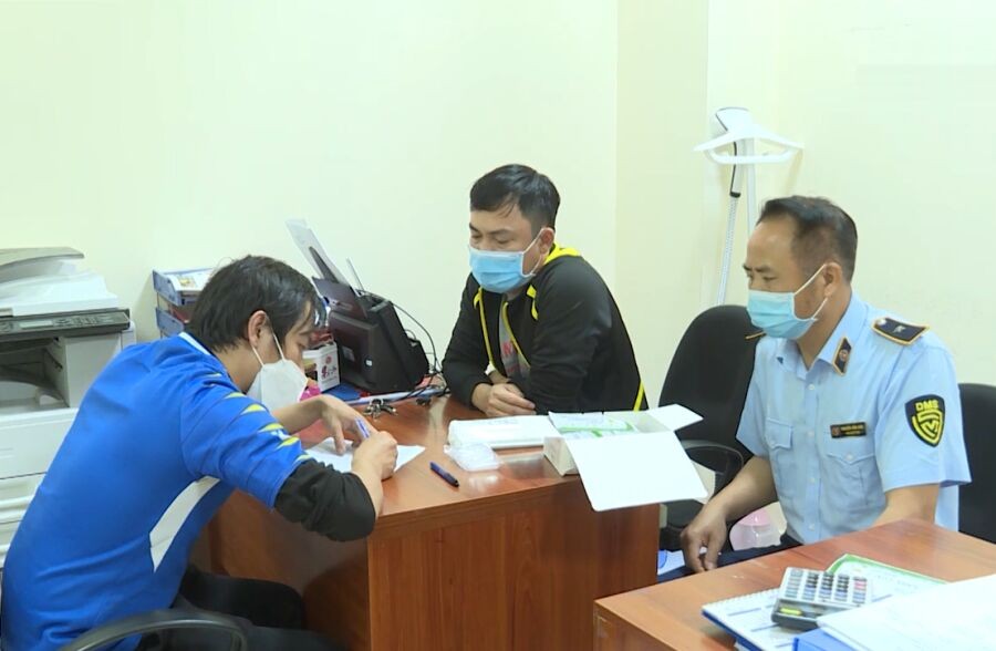 QLTT Quảng Ninh thu giữ gần 50.000 bộ kit test Covid-19 nhập lậu từ Trung Quốc