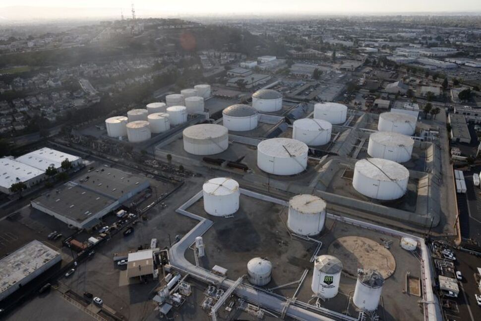 Giá dầu lại leo ​​thang khi các cuộc đàm phán ngừng bắn Nga-Ukraine tác động lên thị trường