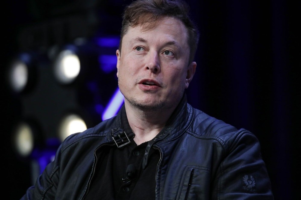 Elon Musk xem xét việc xây dựng một nền tảng truyền thông xã hội mới