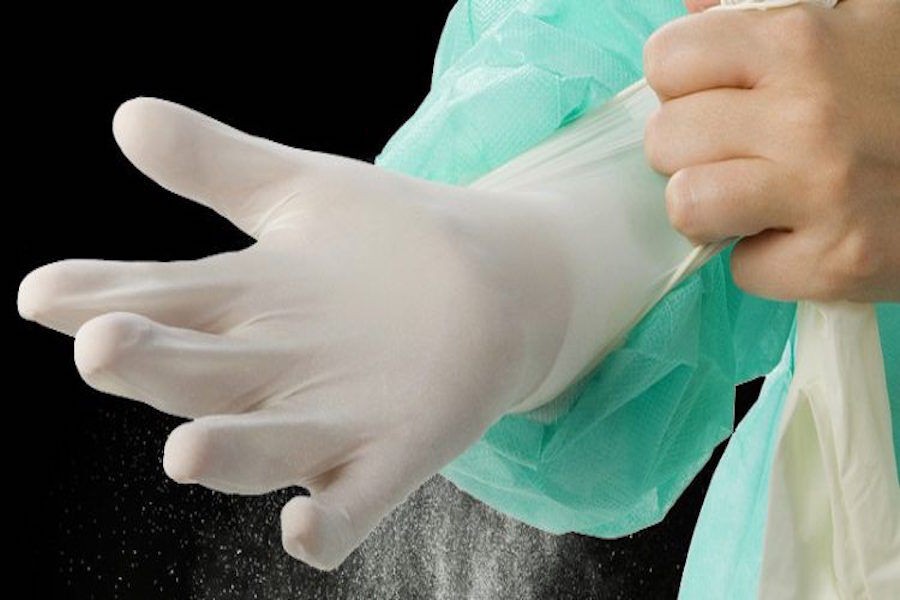 TP.HCM: Khởi tố Giám đốc Công ty She Medical “lừa” bán găng tay y tế