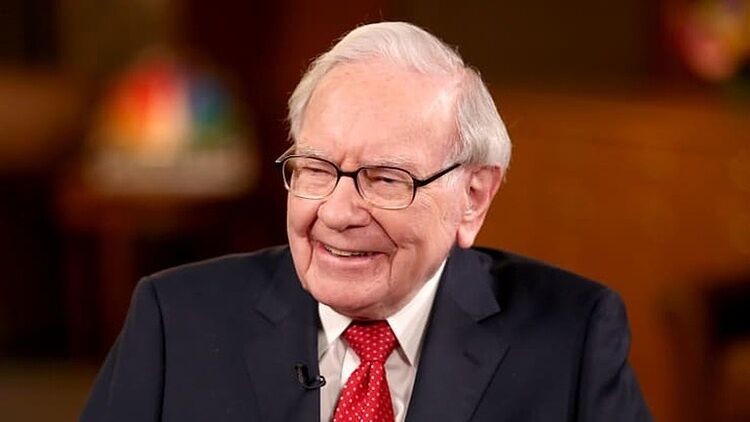 Warren Buffett trở lại “đường đua” Top 5 tỷ phú giàu nhất thế giới