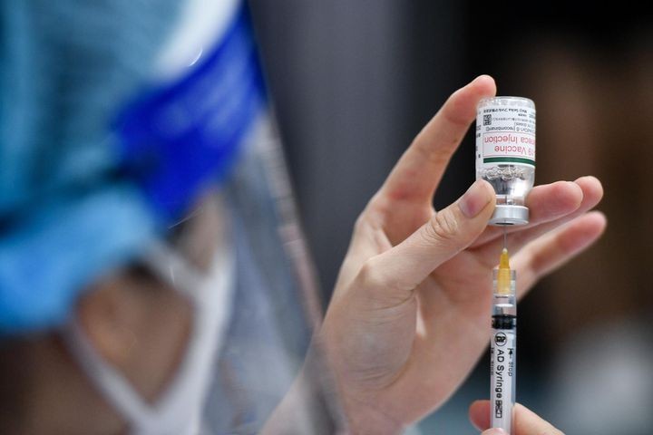Hà Nội đặt mục tiêu tiêm 200.000 liều vaccine Covid-19 mỗi ngày