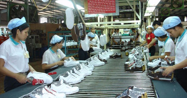 Lần đầu tiên, Việt Nam chiếm trên 10% thị phần giày xuất khẩu toàn cầu