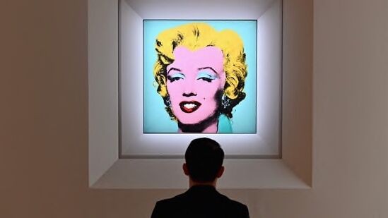 Bức tranh Marilyn của Andy Warhol lập kỷ lục với mức giá 195 triệu USD