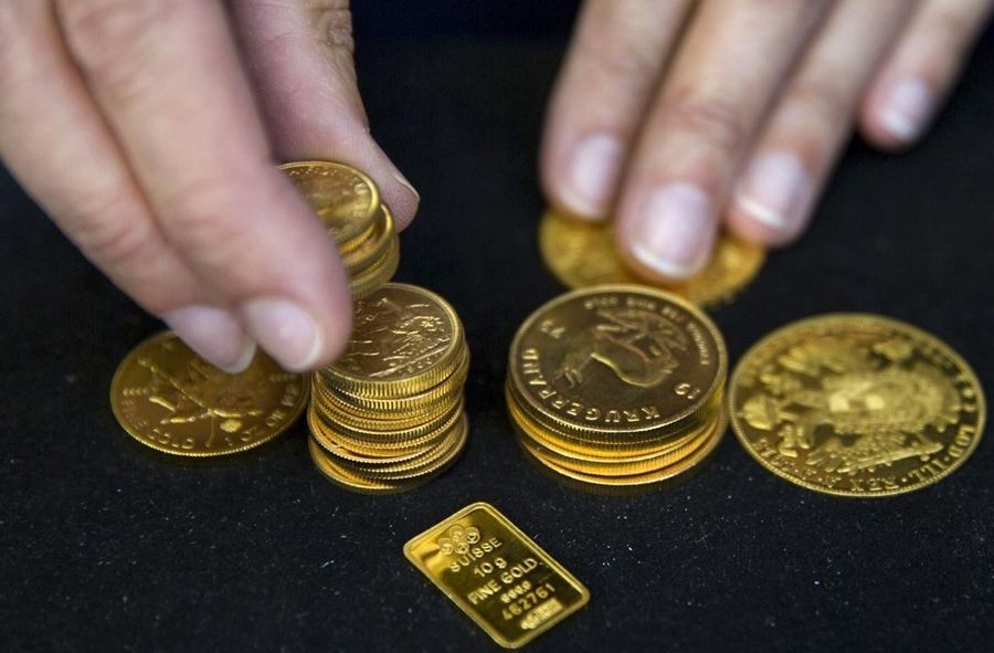 Giá vàng ngày 16/5: Vàng trong nước đứng yên, vàng thế giới vẫn tiếp tục đà giảm